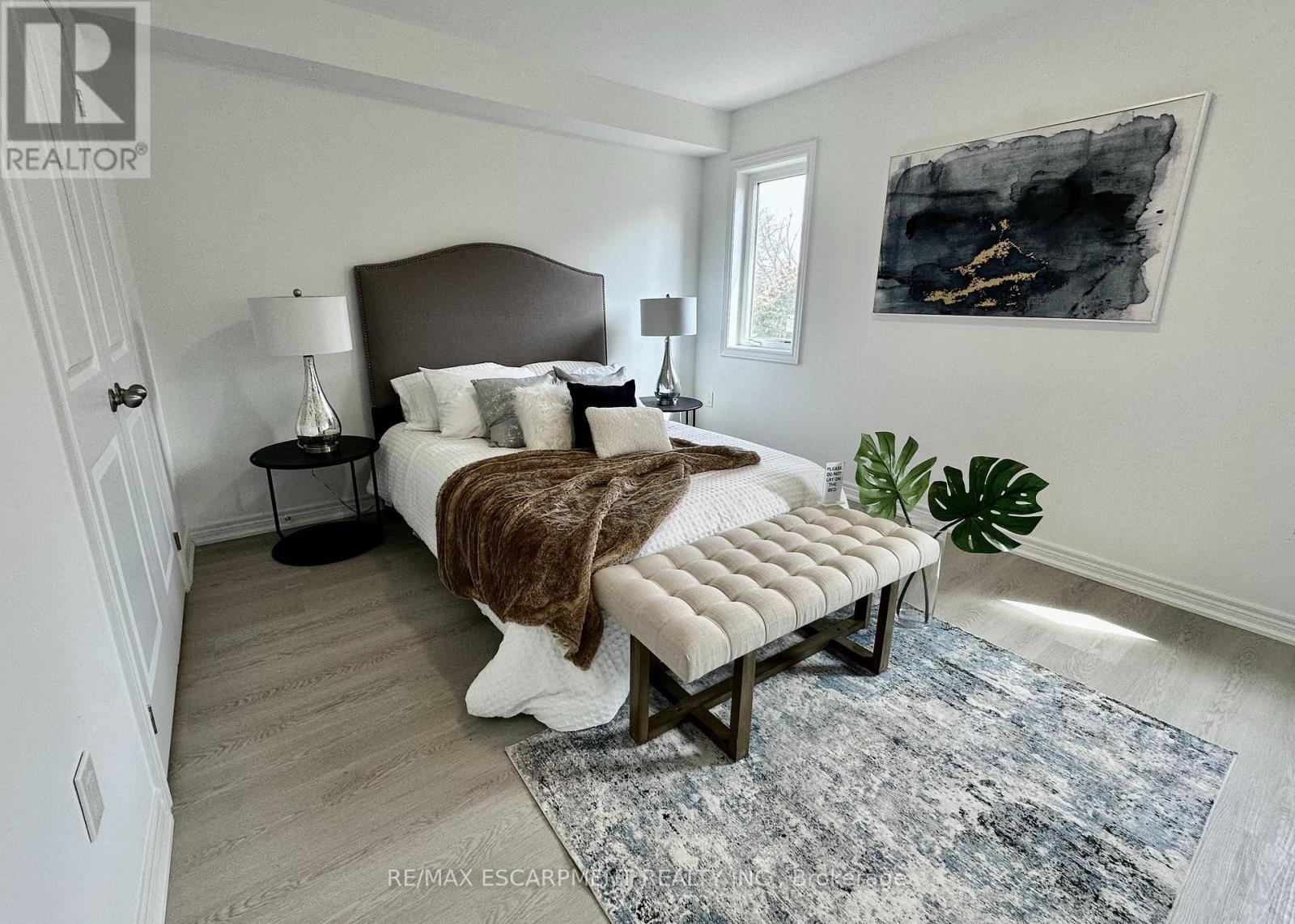 15 Davinci Boulevard, Hamilton, Ontario  L9B 1B7 - Photo 22 - X12937216