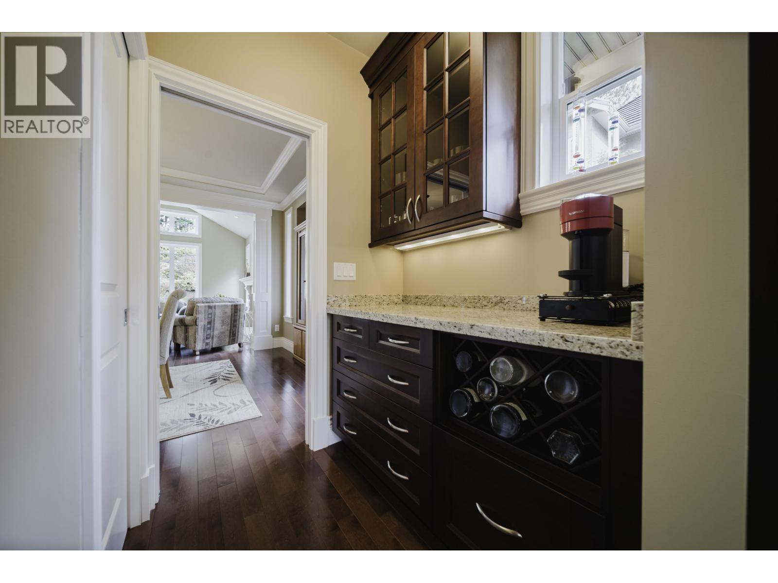 1056 Ravenswood Drive, Anmore, British Columbia V3H 5M6 - Photo 10 - R3109574