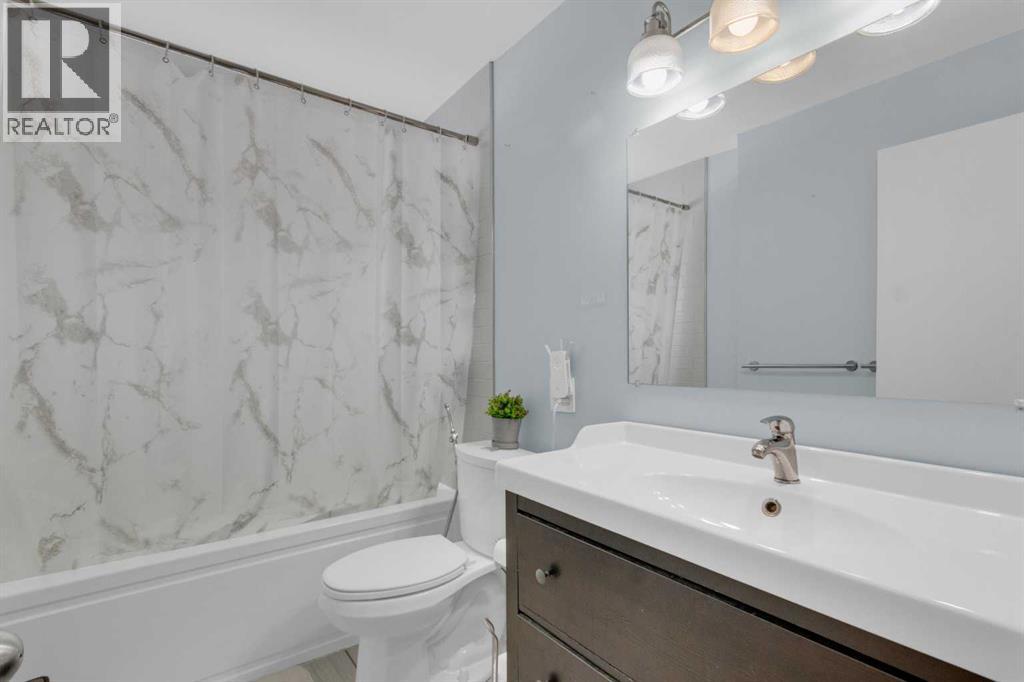 60 Dalhurst Way NW, Calgary, Alberta  T3A 1N7 - Photo 15 - A2300689