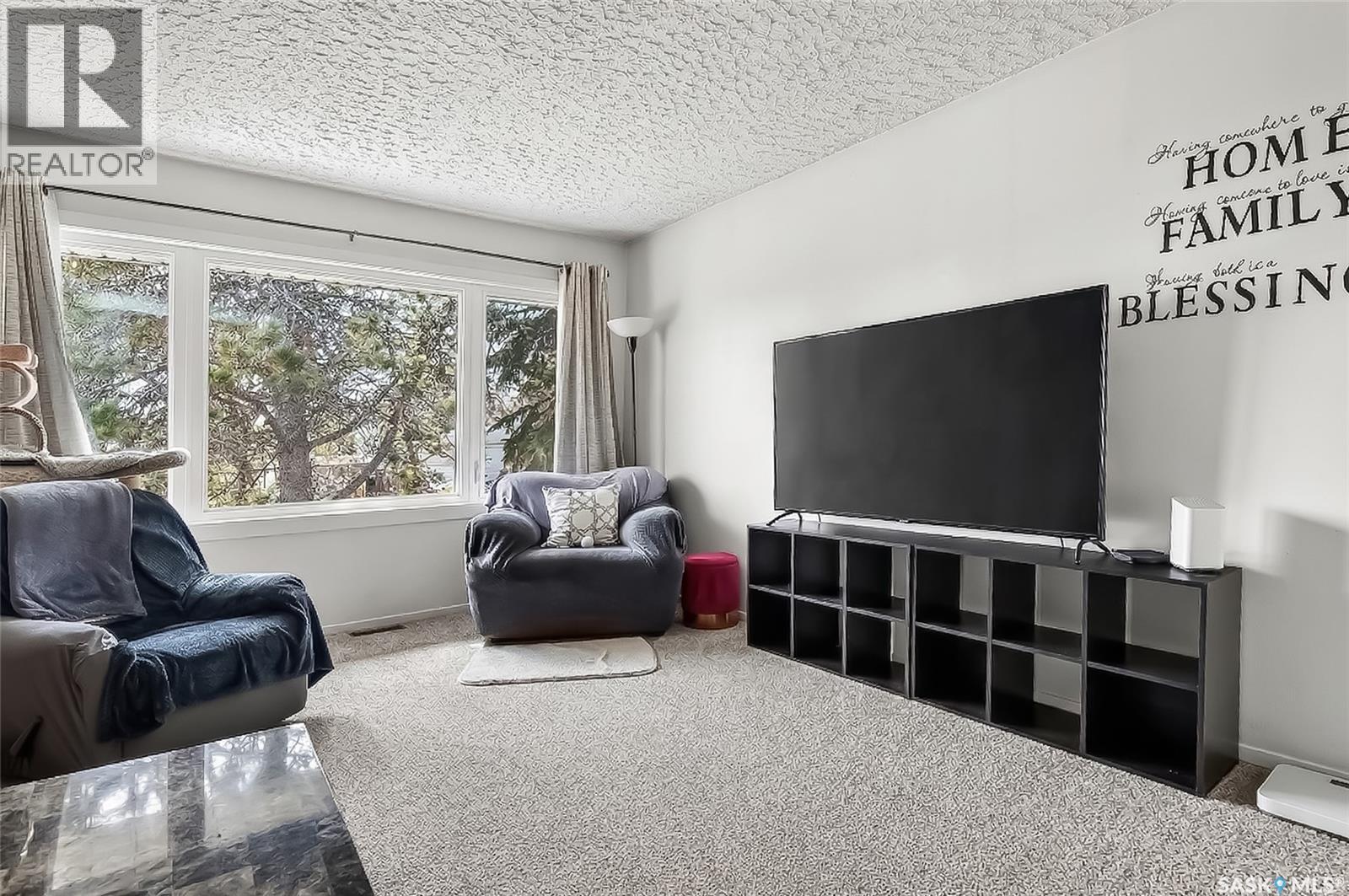 1220 Hochelaga Street W, Moose Jaw, Saskatchewan  S6H 2J4 - Photo 14 - SK032556