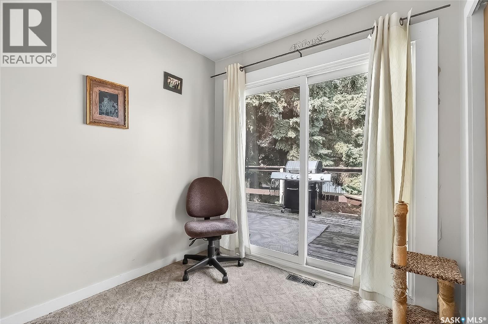 1220 Hochelaga Street W, Moose Jaw, Saskatchewan  S6H 2J4 - Photo 19 - SK032556