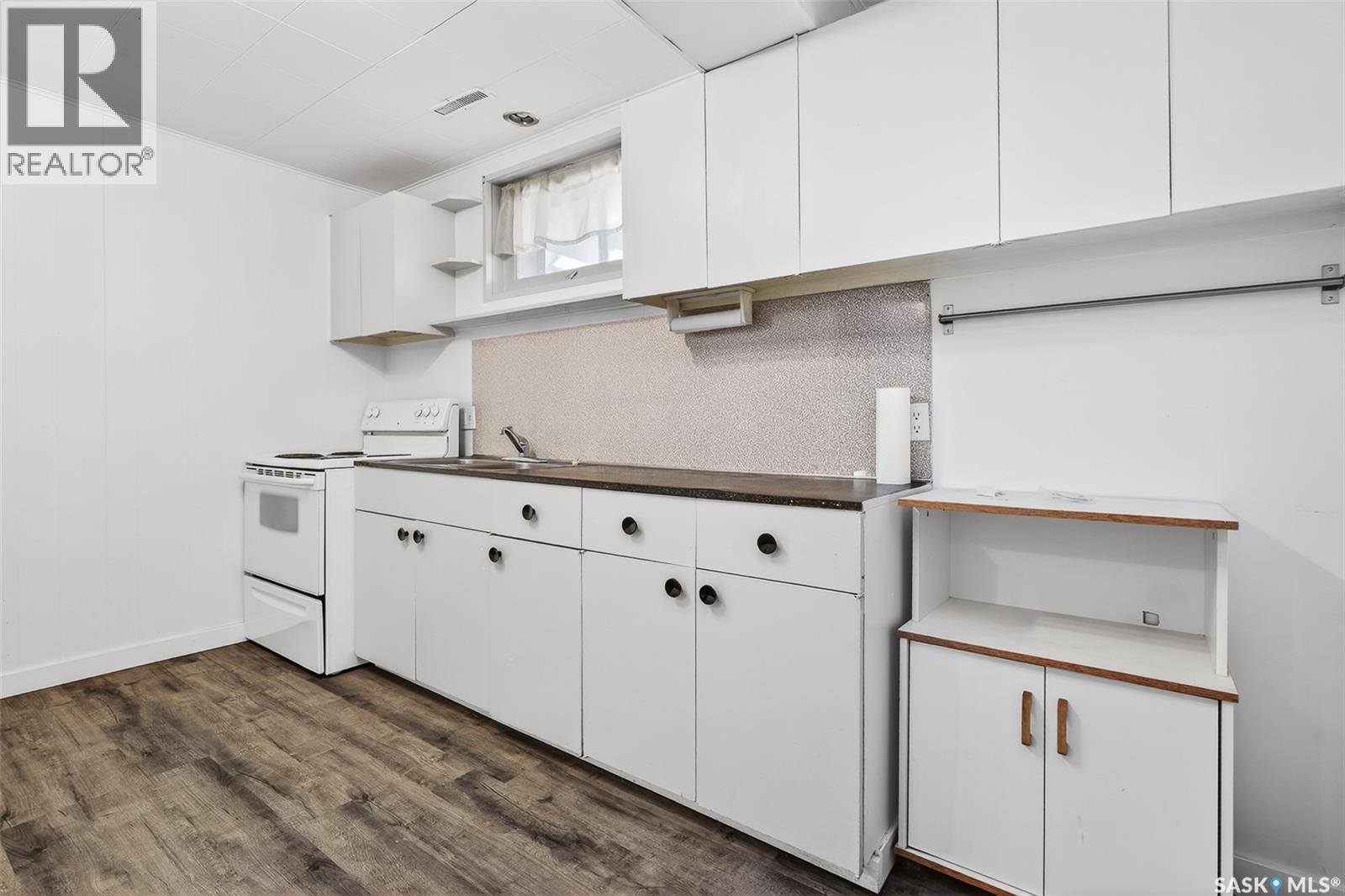 1220 Hochelaga Street W, Moose Jaw, Saskatchewan  S6H 2J4 - Photo 23 - SK032556