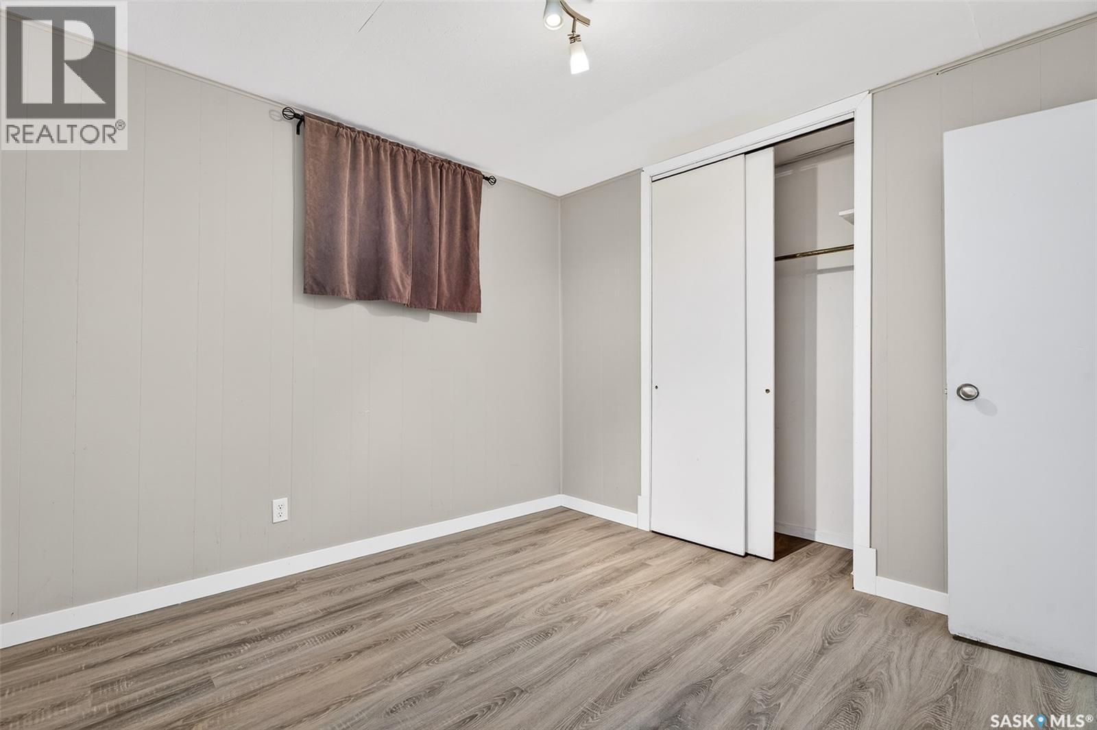 1220 Hochelaga Street W, Moose Jaw, Saskatchewan  S6H 2J4 - Photo 30 - SK032556