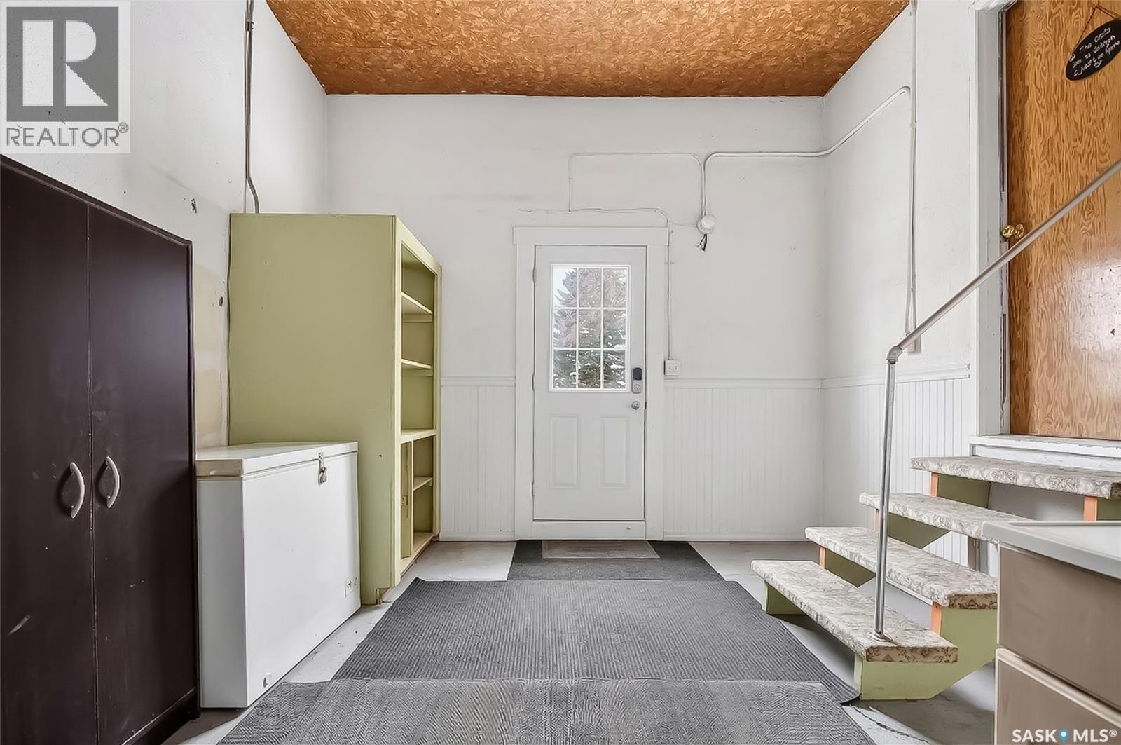 1220 Hochelaga Street W, Moose Jaw, Saskatchewan  S6H 2J4 - Photo 4 - SK032556