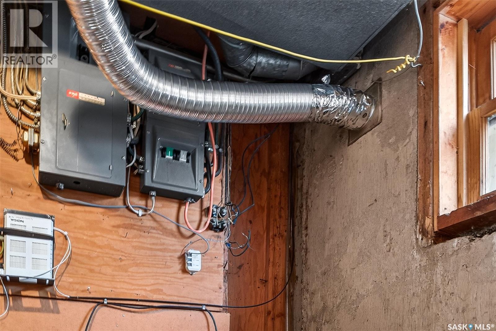 1220 Hochelaga Street W, Moose Jaw, Saskatchewan  S6H 2J4 - Photo 51 - SK032556