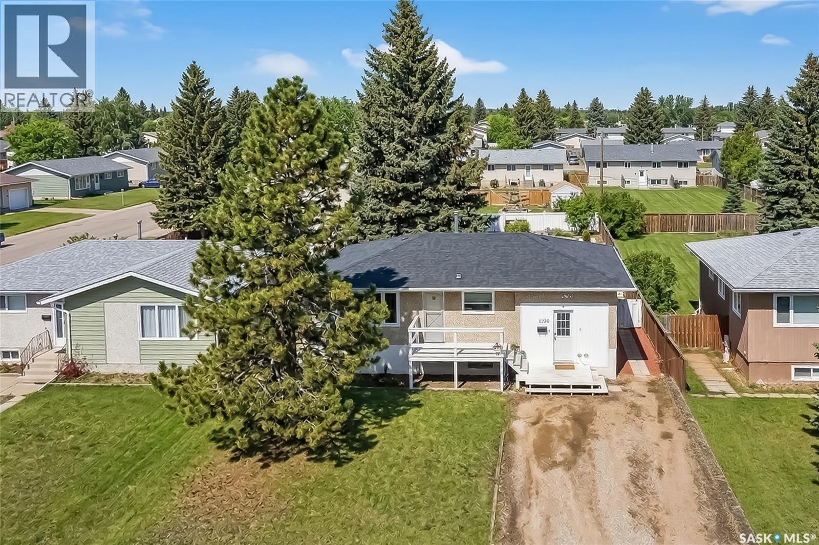 1220 Hochelaga Street W, Moose Jaw, Saskatchewan  S6H 2J4 - Photo 59 - SK032556