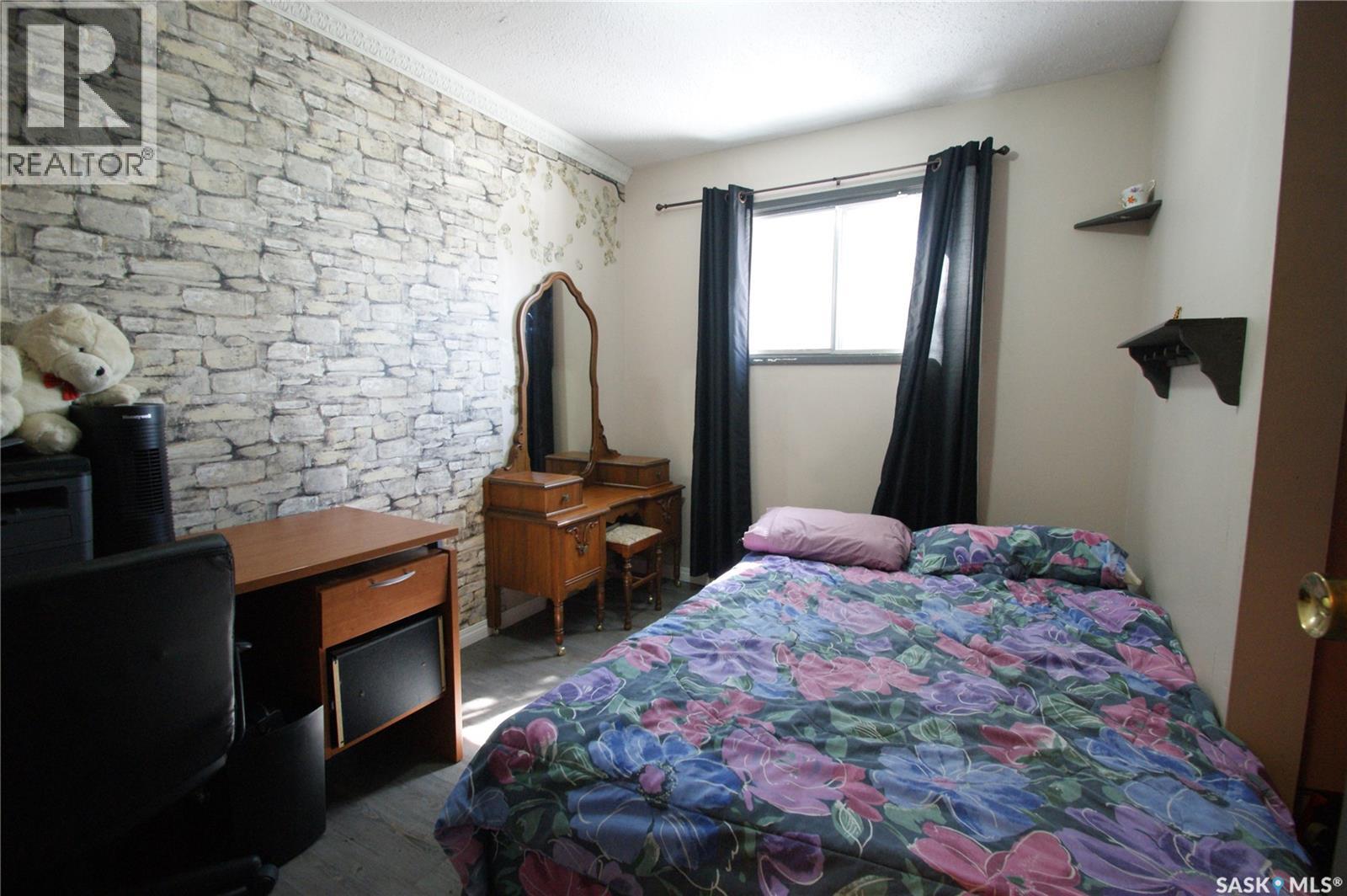 119 Ramsay Court, Saskatoon, Saskatchewan  S7H 4H3 - Photo 10 - SK032538