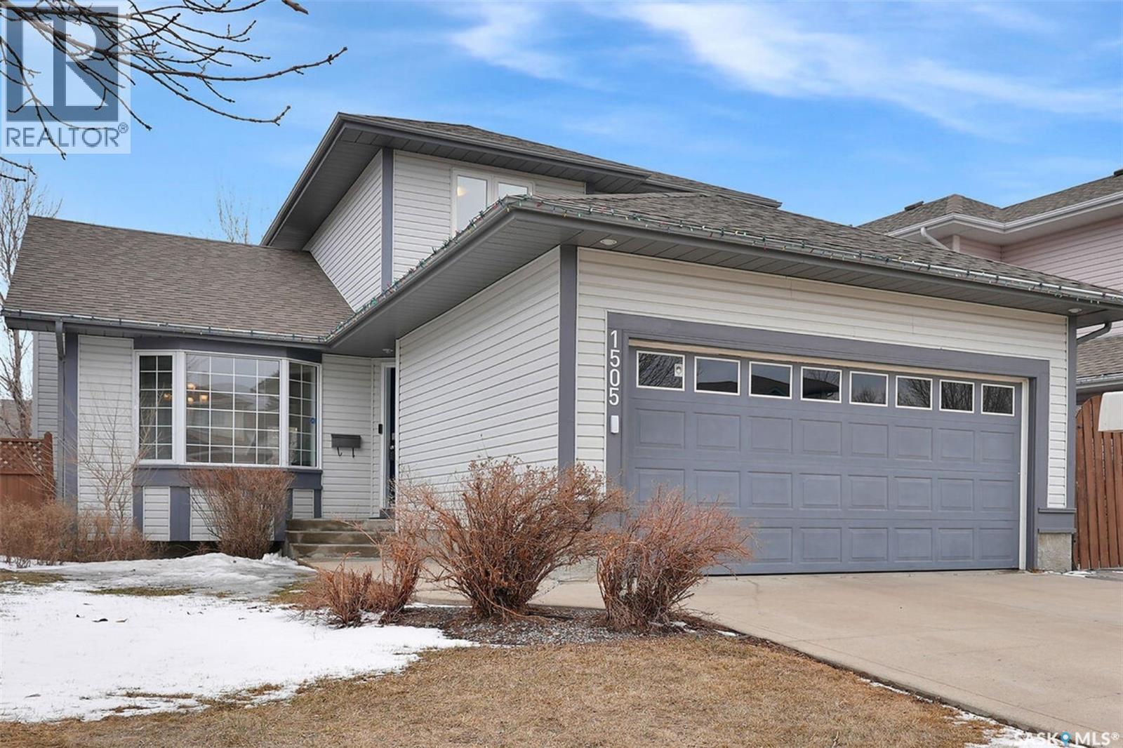 1505 Rousseau Crescent N, Regina, Saskatchewan  S4X 4L7 - Photo 3 - SK032402