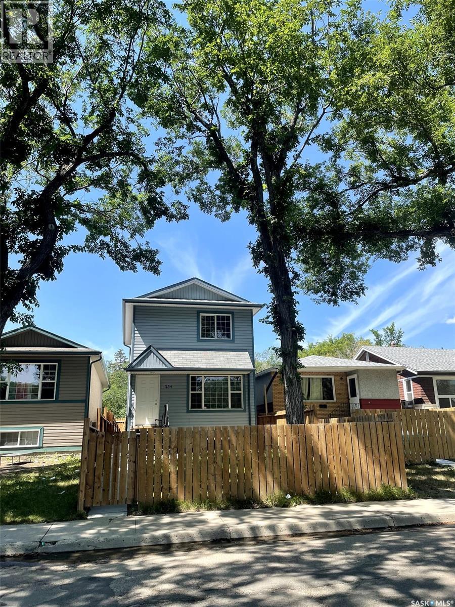 1154 Retallack Street, Regina, Saskatchewan  S4T 2H3 - Photo 2 - SK032281