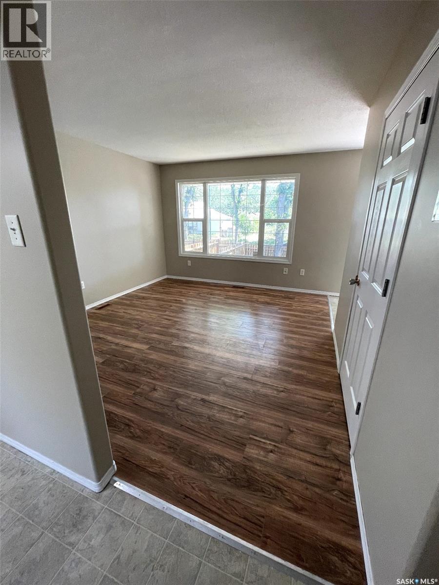 1154 Retallack Street, Regina, Saskatchewan  S4T 2H3 - Photo 5 - SK032281