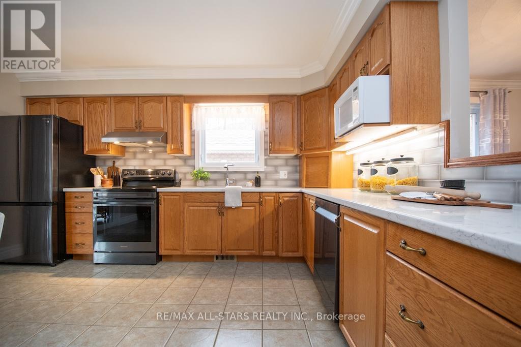 383 Wallace Drive, Kawartha Lakes, Ontario  K9V 6K7 - Photo 21 - X12965950