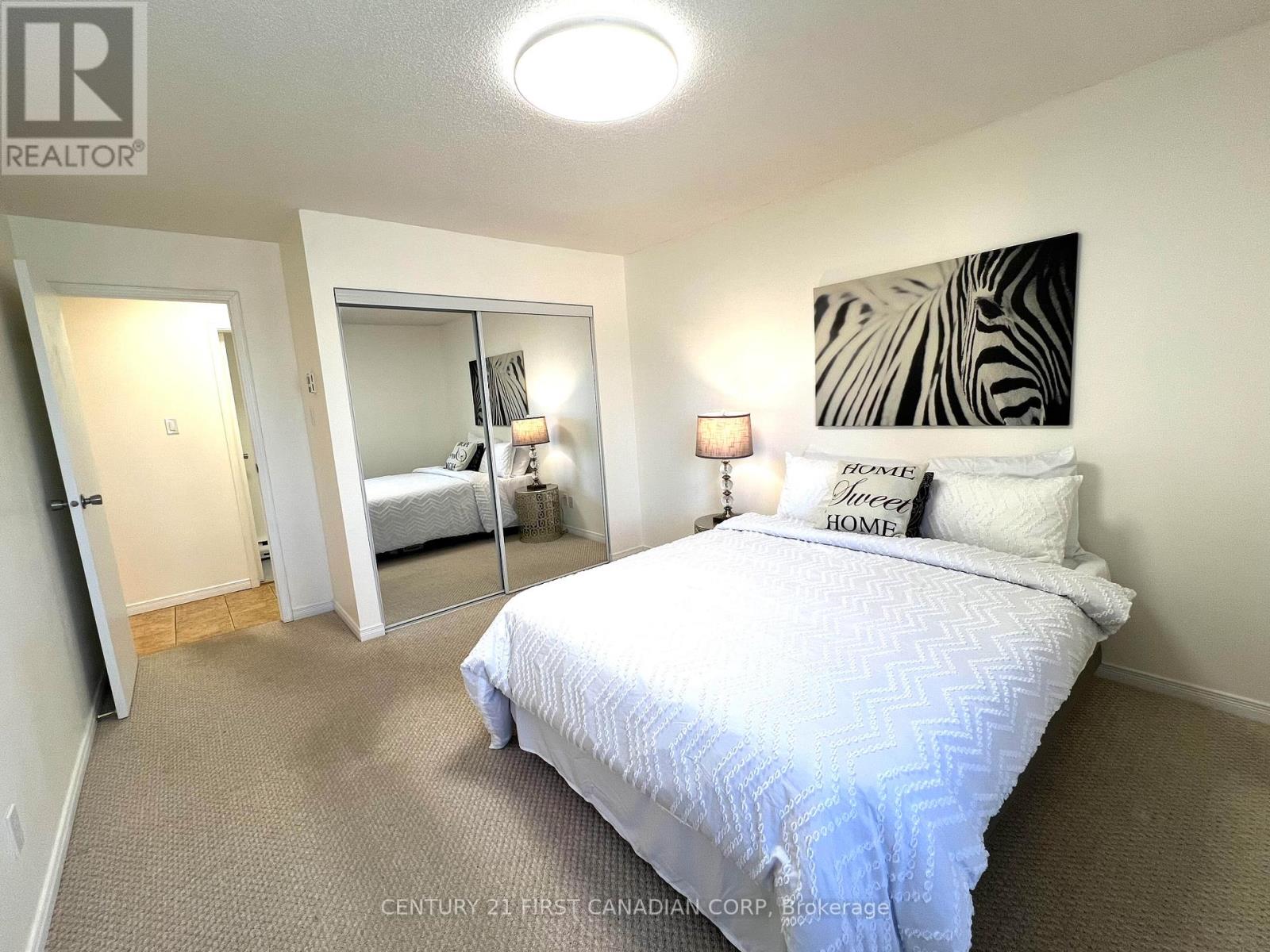 Photo 23 of 30 for 92 - 144 Conway Drive