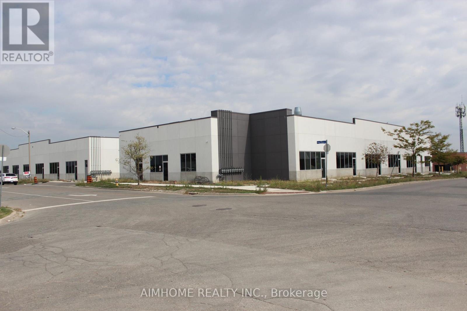 3 & 4 - 95 STATE CROWN BOULEVARD, Toronto, Ontario