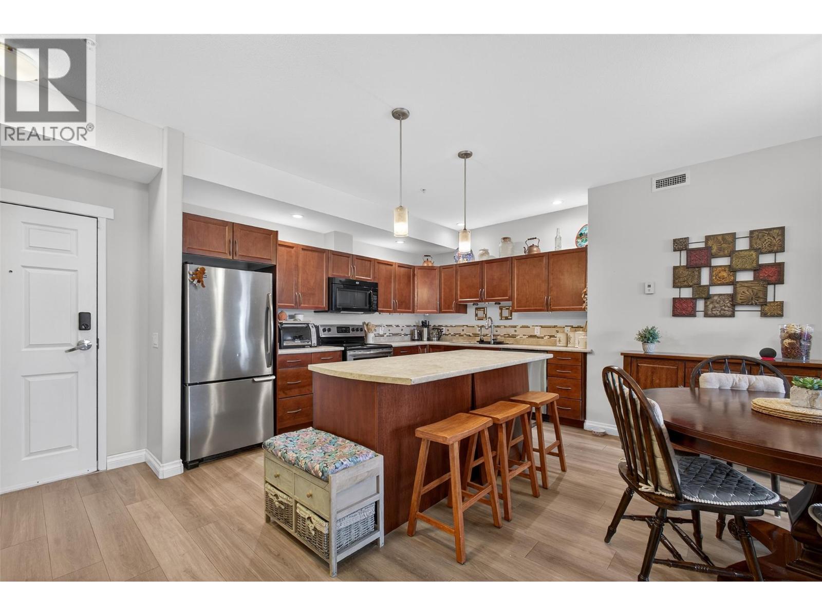 921 Spillway Street Unit# 109b, Oliver, British Columbia  V0H 1T0 - Photo 2 - 10379866