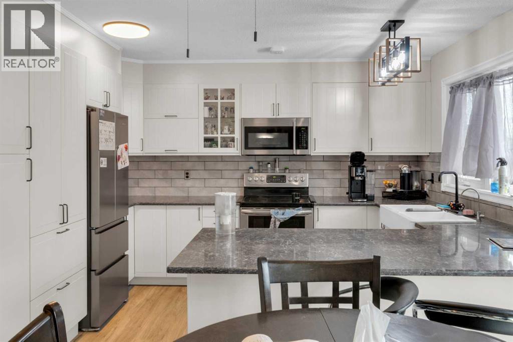 23 Beaver Place, Beiseker, Alberta  T0M 0G0 - Photo 10 - A2300496