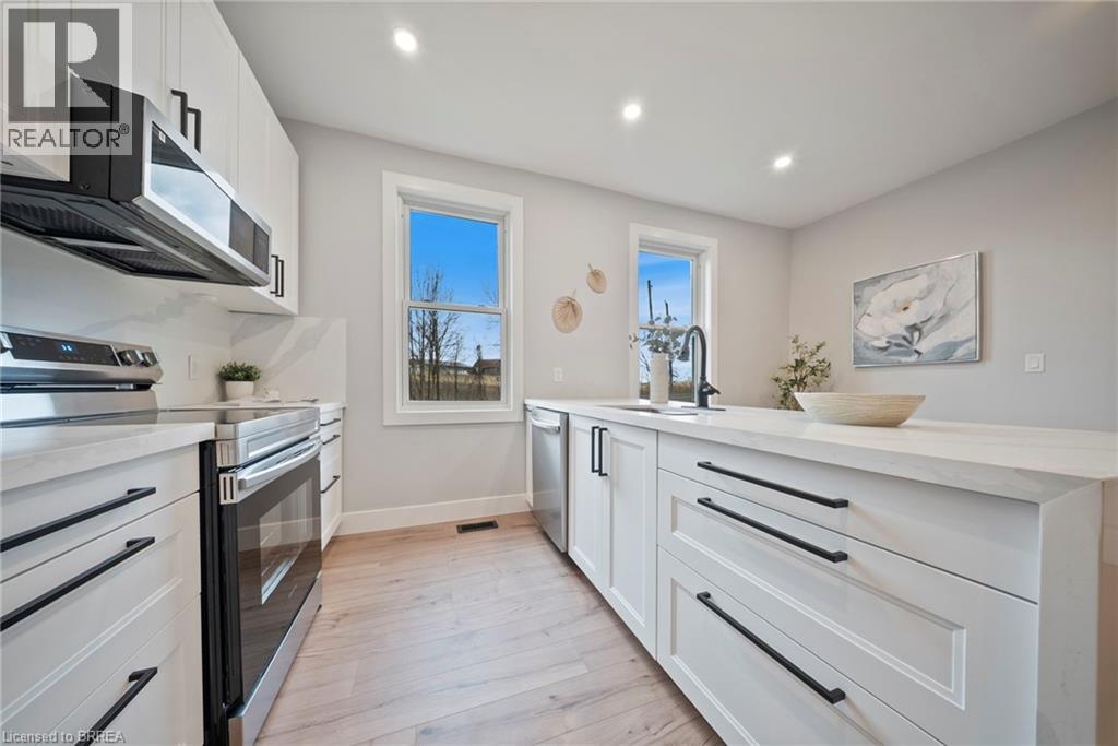 52 Main Street Rockford, Rockford, Ontario  N0E 1Y0 - Photo 5 - 40808256