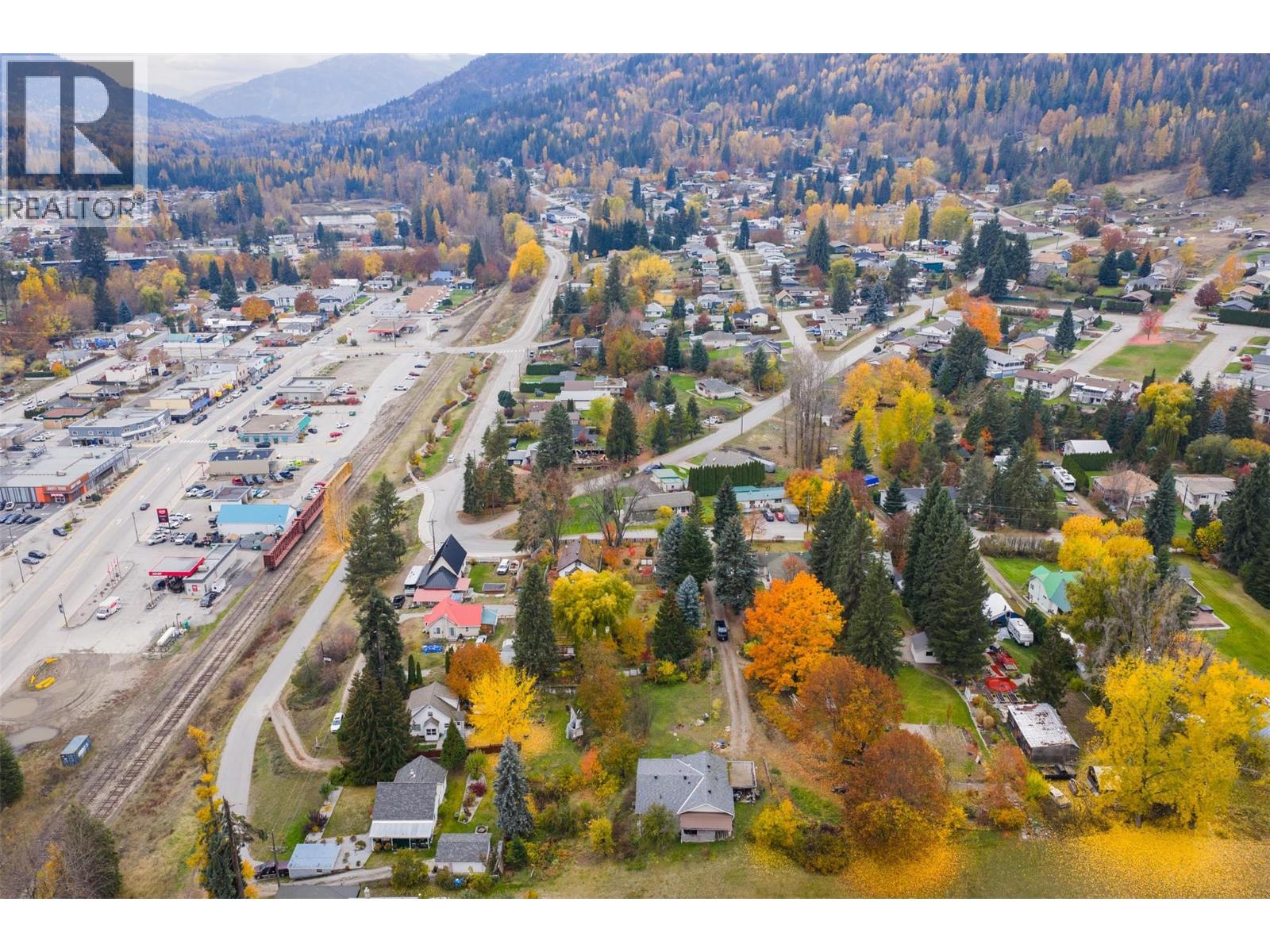 1976 Watson Lane, Fruitvale, British Columbia  V0G 1L1 - Photo 35 - 10367081