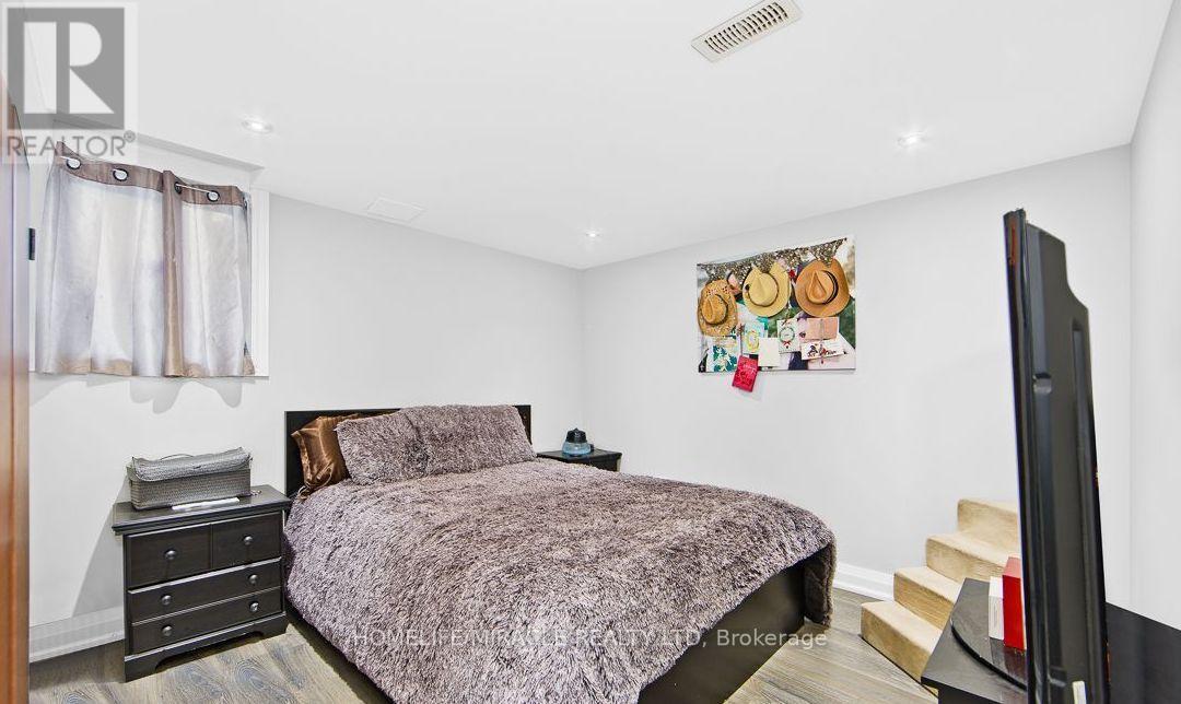 Lower - 75 Jewelwing Court, Bradford West Gwillimbury, Ontario  L3Z 0N7 - Photo 5 - N12983910