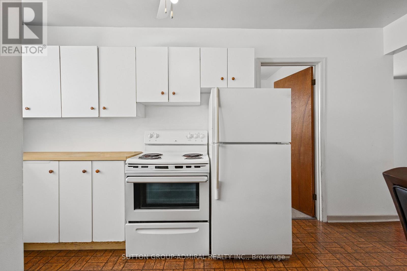 6745 Main Street, Whitchurch-Stouffville, Ontario  L4A 6B5 - Photo 15 - N12983930