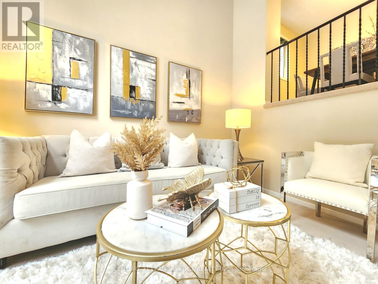 12 New Port Way, Markham, Ontario  L3T 2N2 - Photo 5 - N12983970