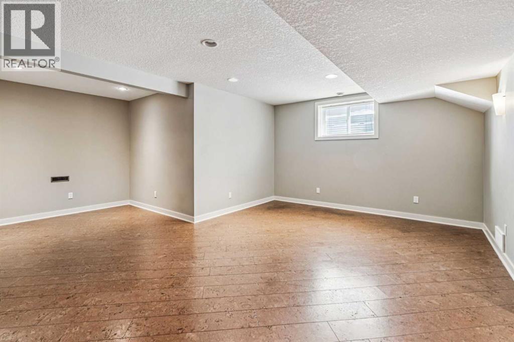 4 Drake Landing Gate, Okotoks, Alberta  T1S 0E5 - Photo 34 - A2298535