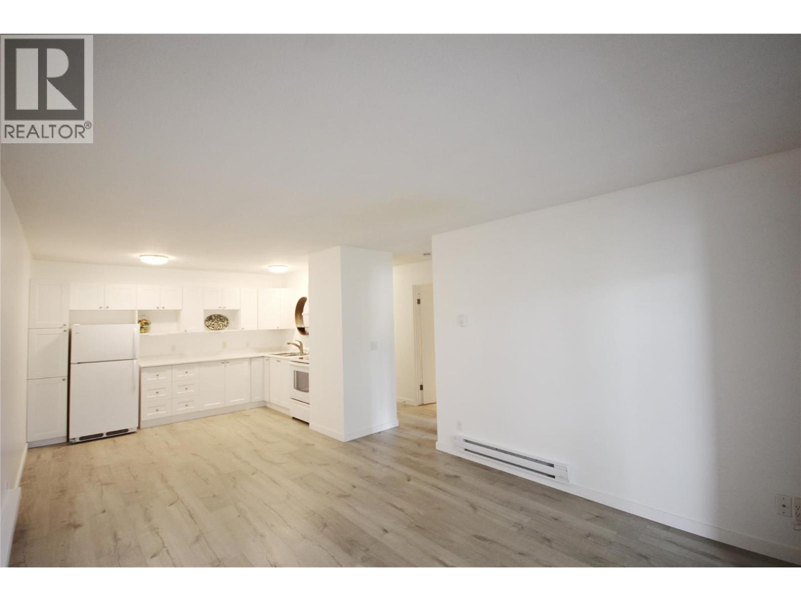 150 Skaha Place Unit# 402 Penticton Photo 7