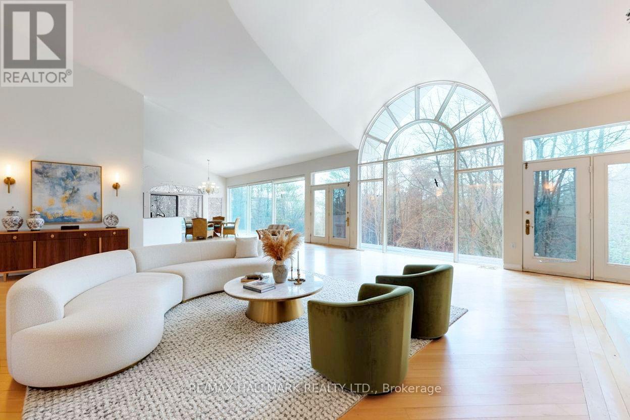 18381 Mccowan Road, East Gwillimbury, Ontario  L0G 1M0 - Photo 7 - N12960158