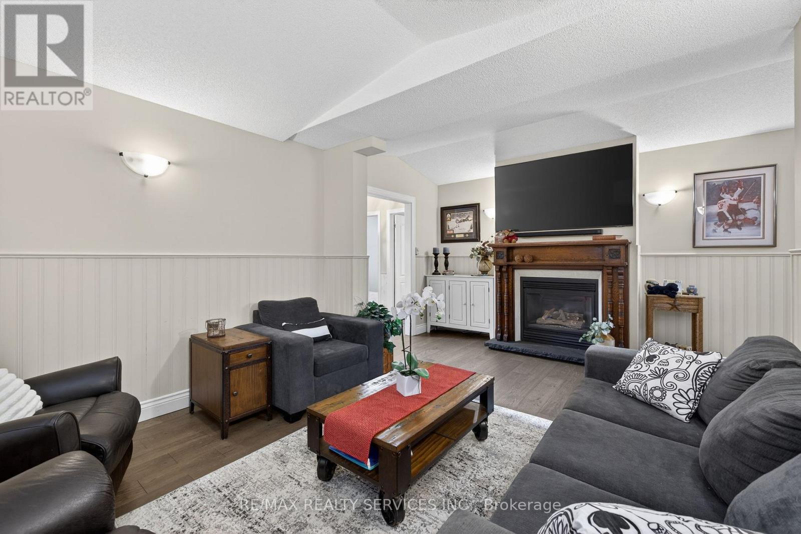 64 Gardenia Way, Caledon, Ontario  L7C 1A8 - Photo 26 - W12788310