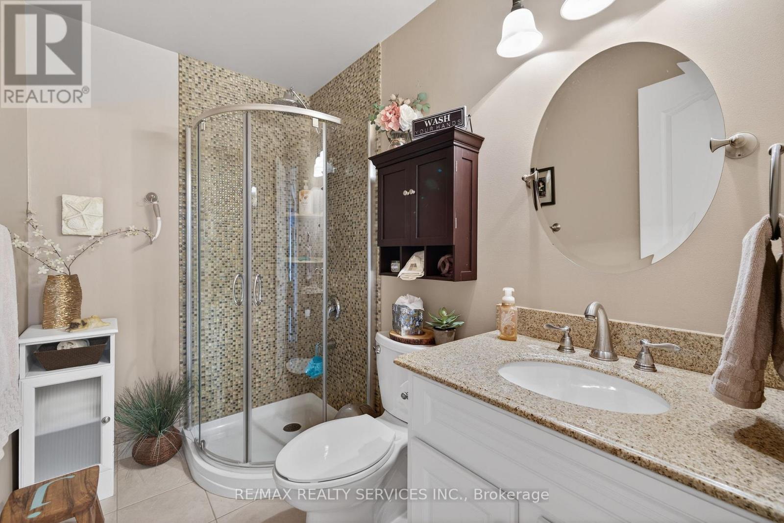 64 Gardenia Way, Caledon, Ontario  L7C 1A8 - Photo 32 - W12788310