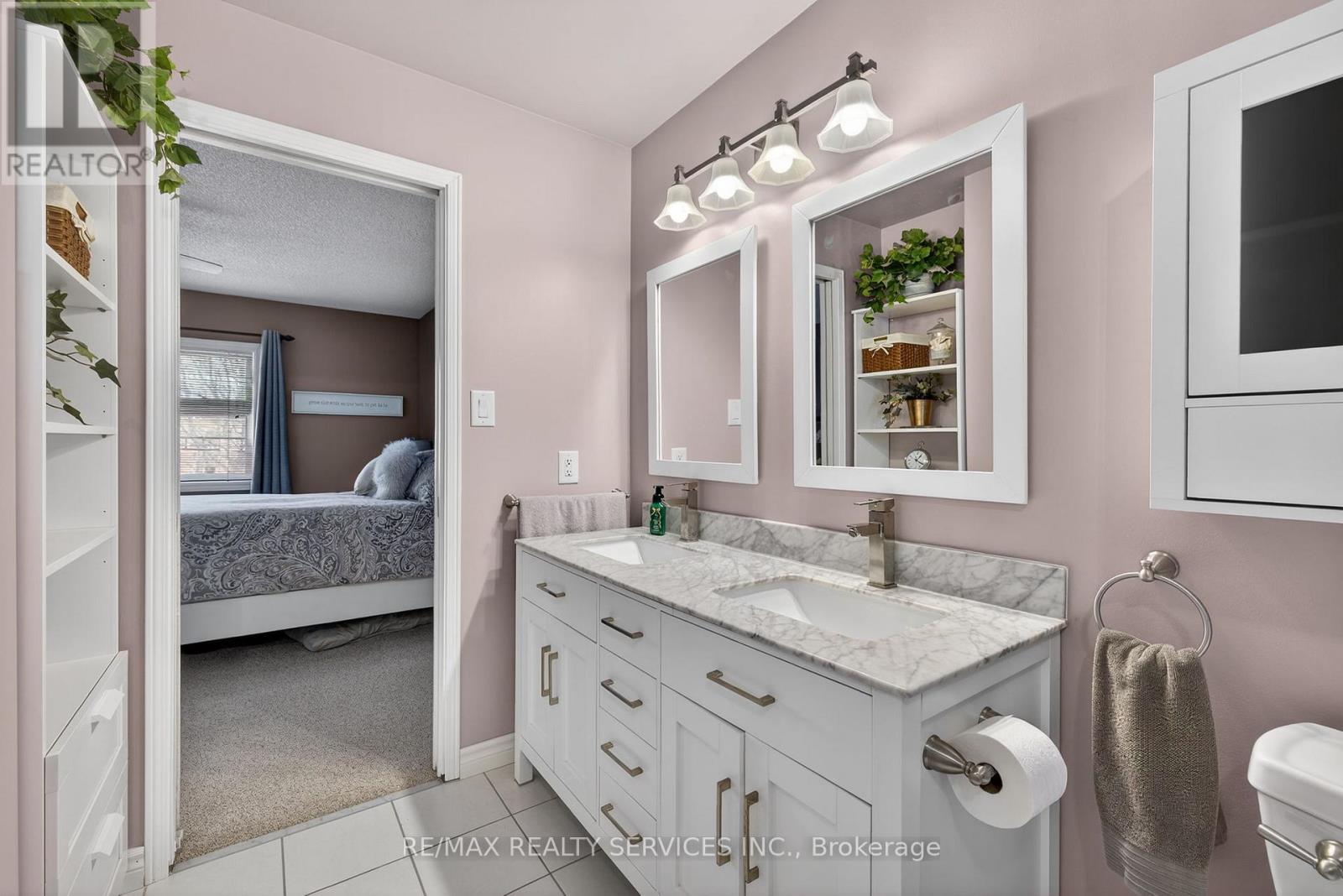 64 Gardenia Way, Caledon, Ontario  L7C 1A8 - Photo 19 - W12788310