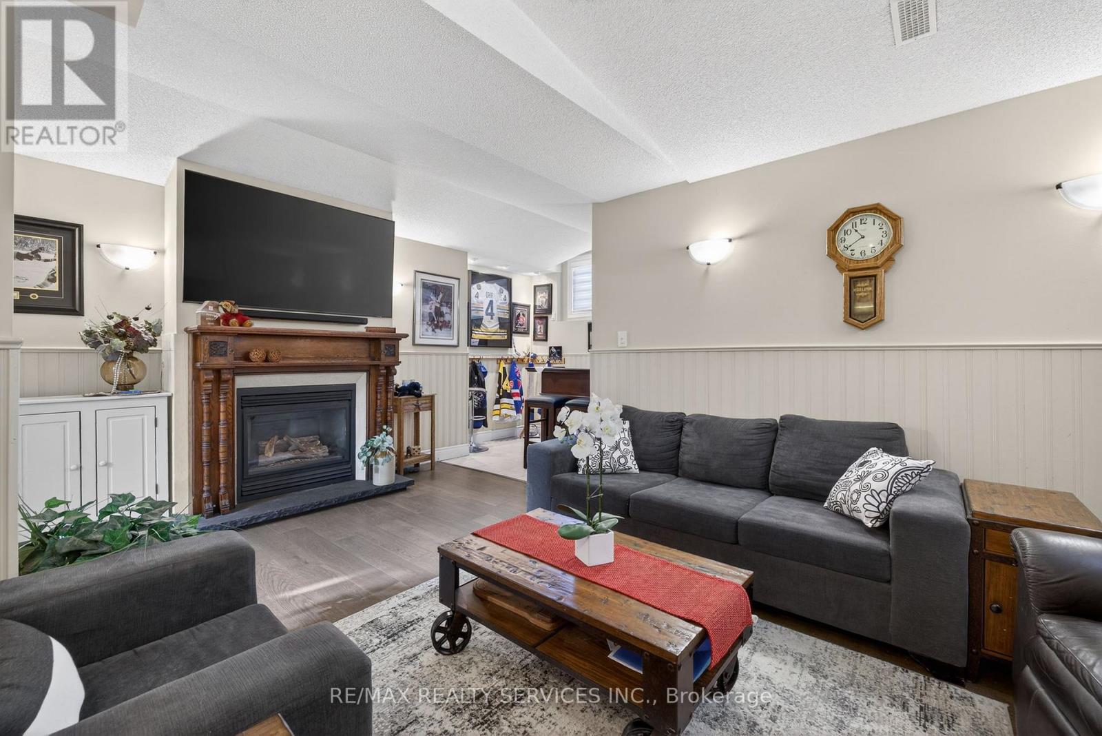 64 Gardenia Way, Caledon, Ontario  L7C 1A8 - Photo 25 - W12788310