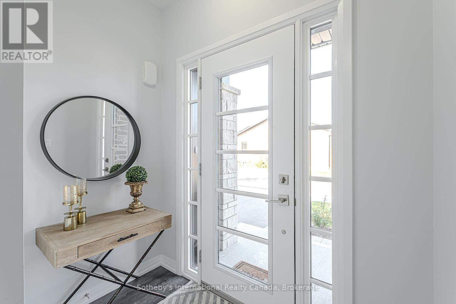 52 - 550 Grey Street, Brantford, Ontario  N3S 0C4 - Photo 2 - X12984054