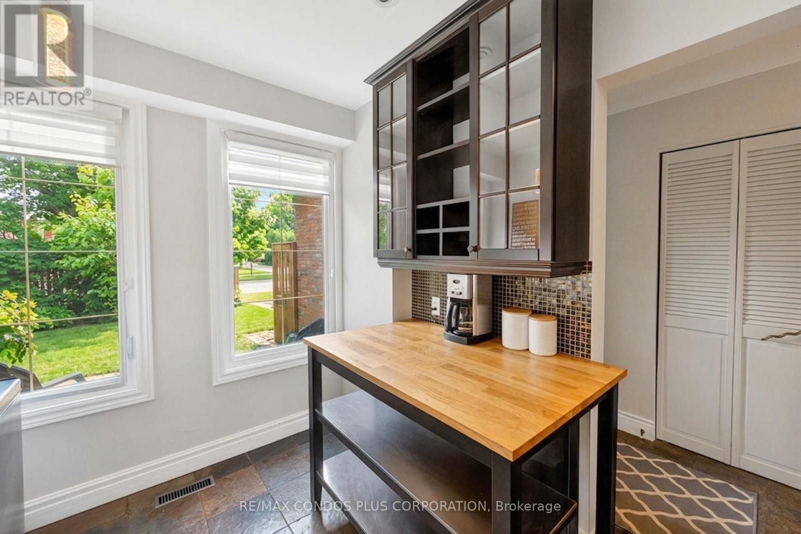 6956 Cadiz Crescent, Mississauga, Ontario  L5N 1Y4 - Photo 12 - W12983946