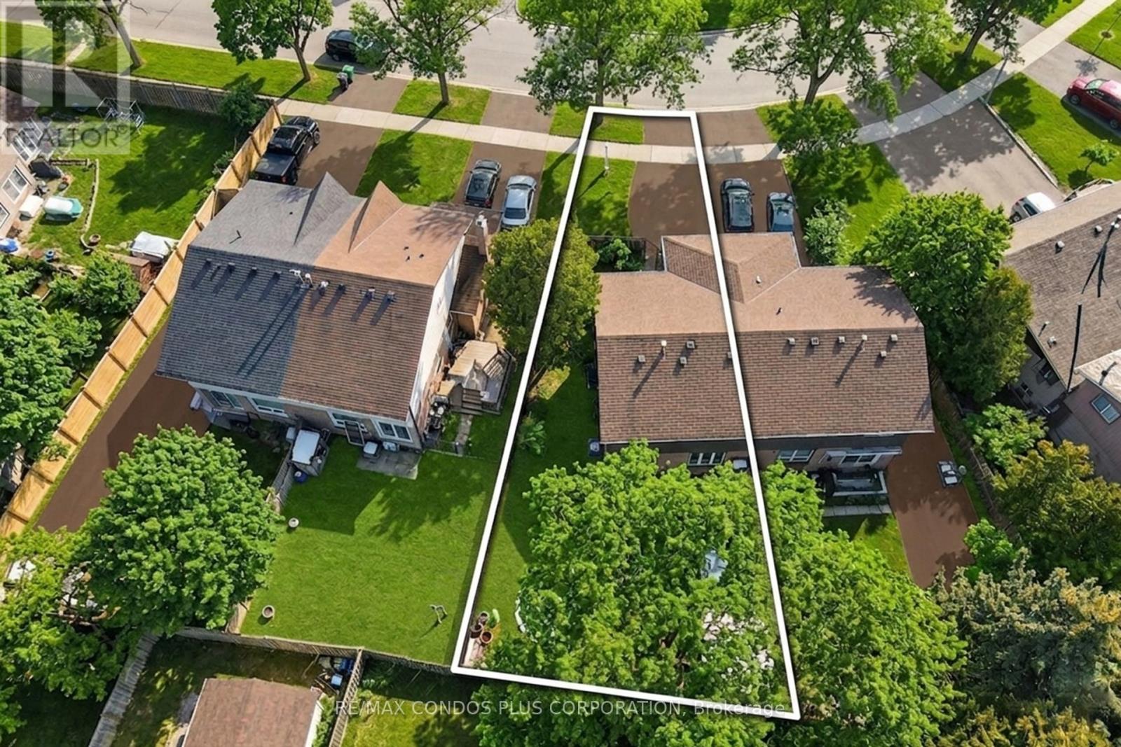 6956 Cadiz Crescent, Mississauga, Ontario  L5N 1Y4 - Photo 2 - W12983946