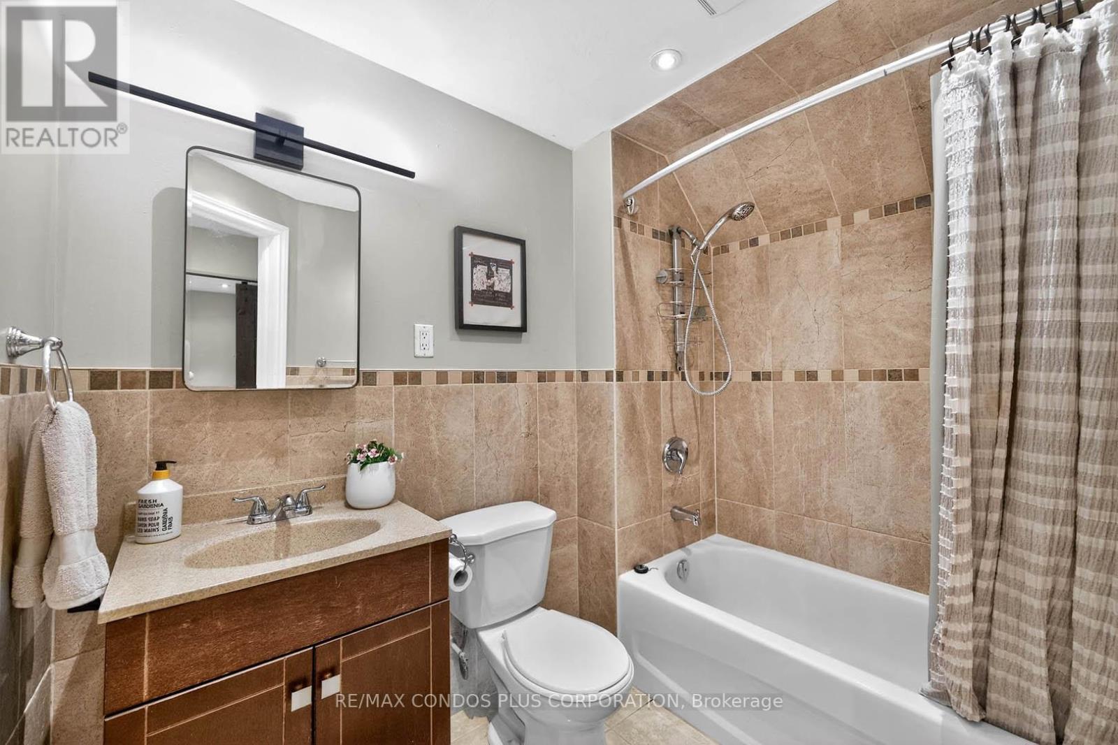 6956 Cadiz Crescent, Mississauga, Ontario  L5N 1Y4 - Photo 32 - W12983946