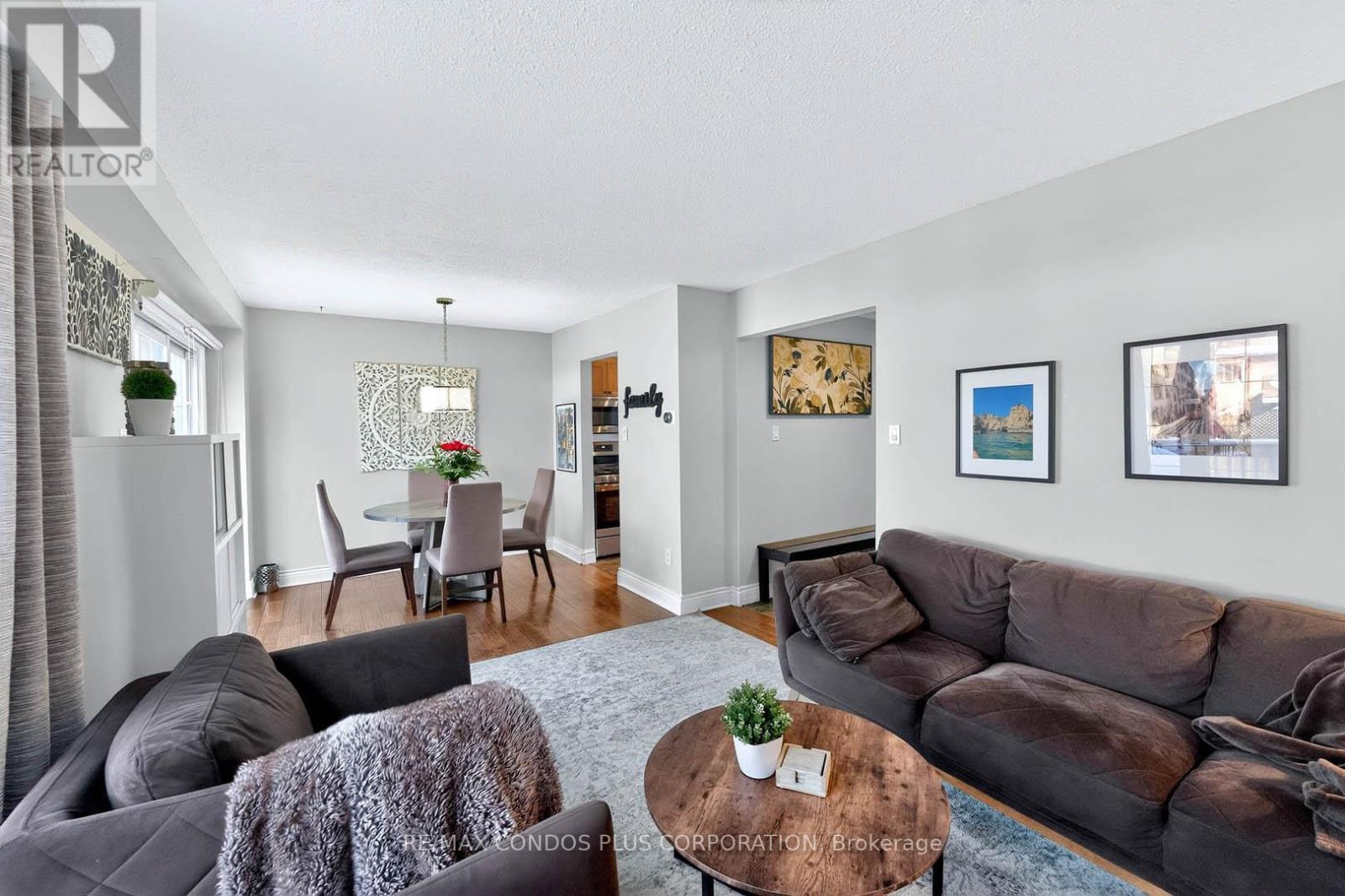 6956 Cadiz Crescent, Mississauga, Ontario  L5N 1Y4 - Photo 9 - W12983946