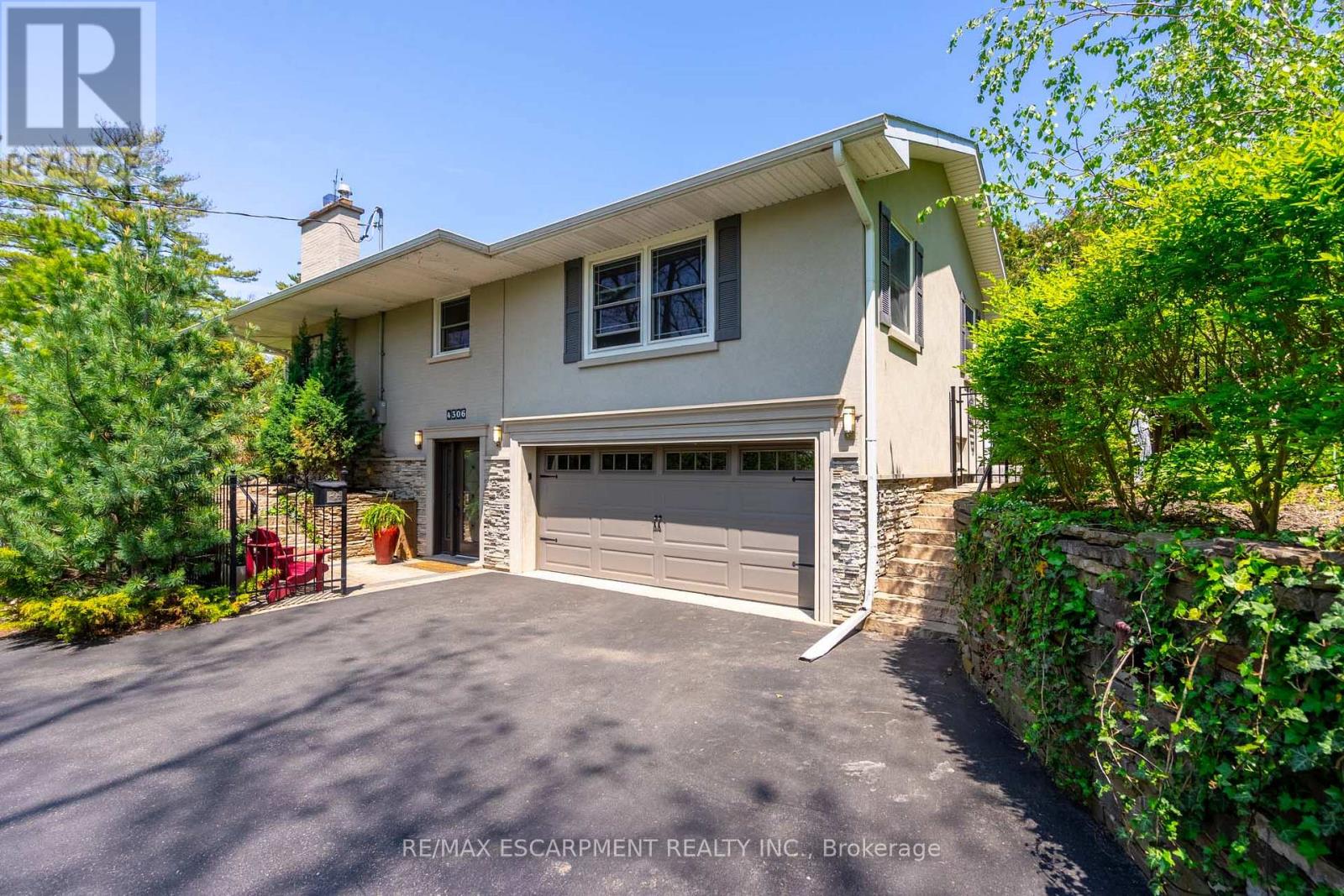 4306 Lakeshore Road, Burlington, Ontario  L7L 1A8 - Photo 36 - W12983948