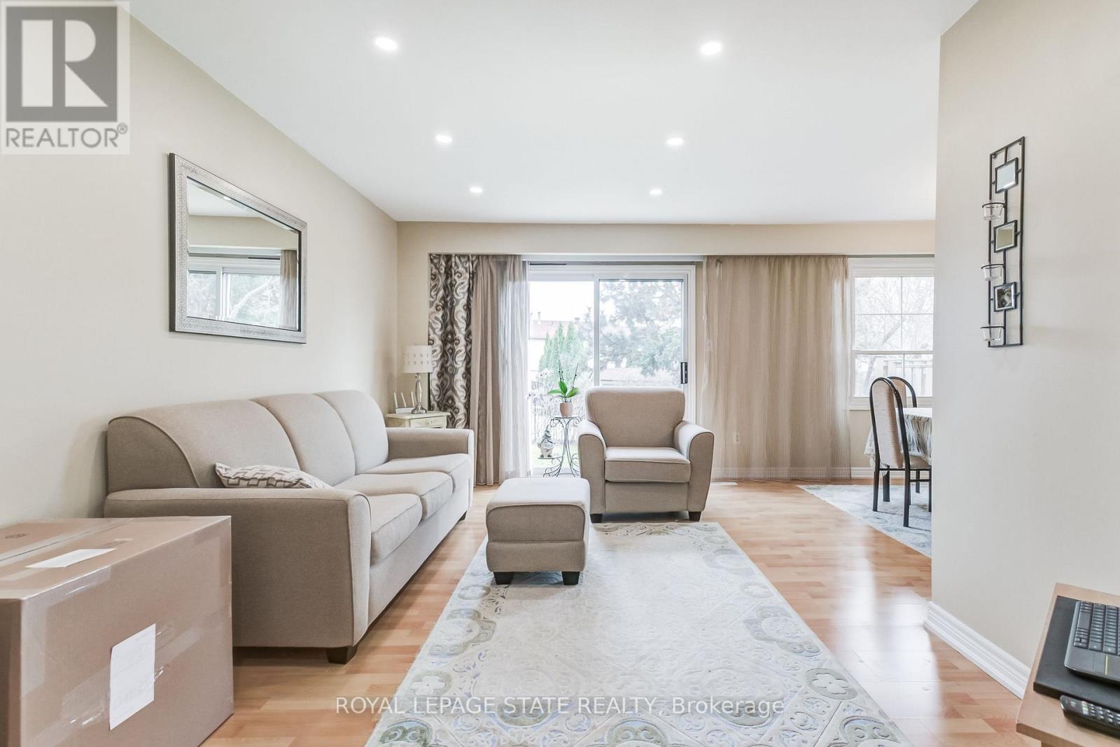 56 - 3400 Rhonda Valley, Mississauga, Ontario L5A 3L9 - Photo 6 - W12983966