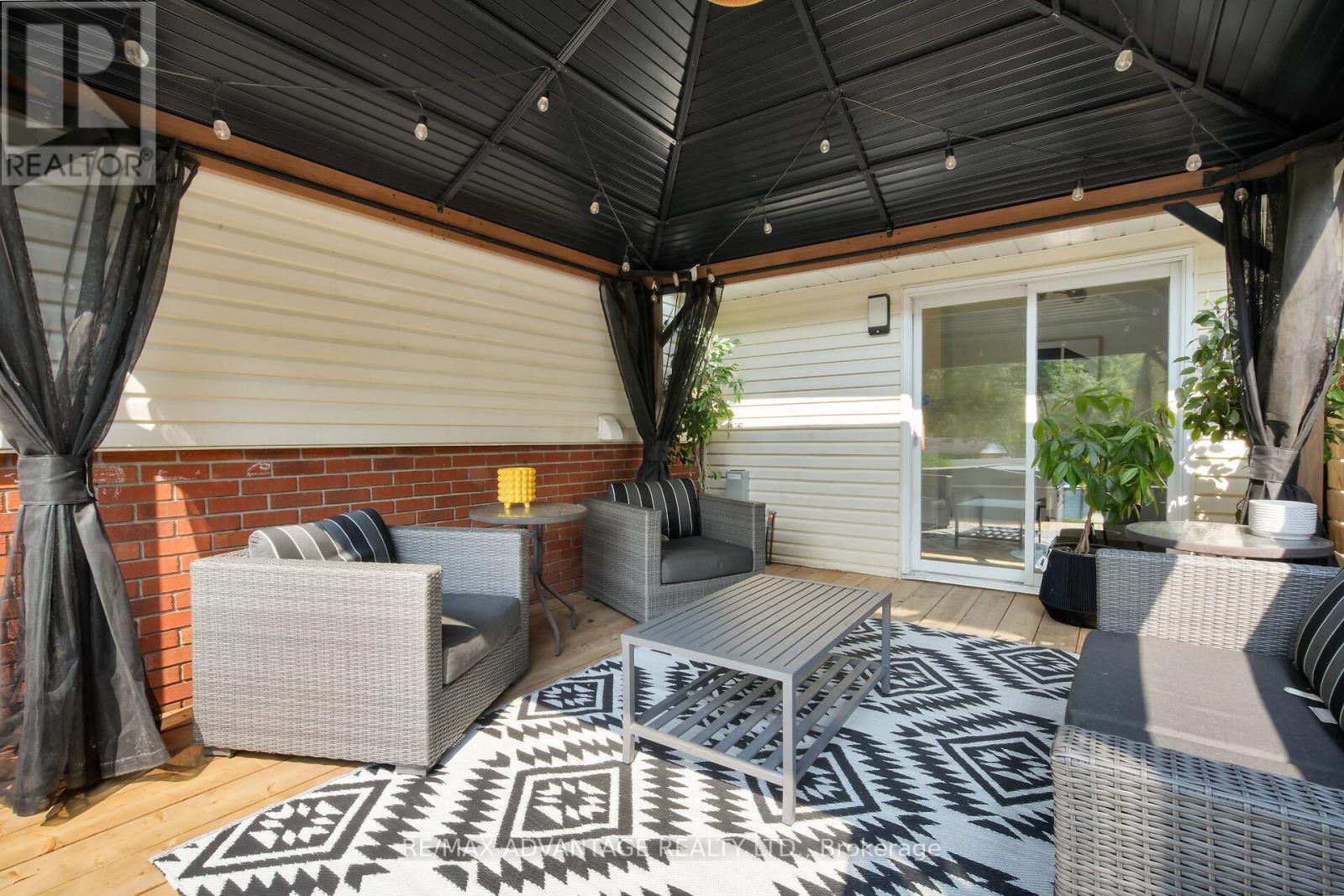 219 Highview Avenue W, London South, Ontario  N6J 4C8 - Photo 41 - X12977748