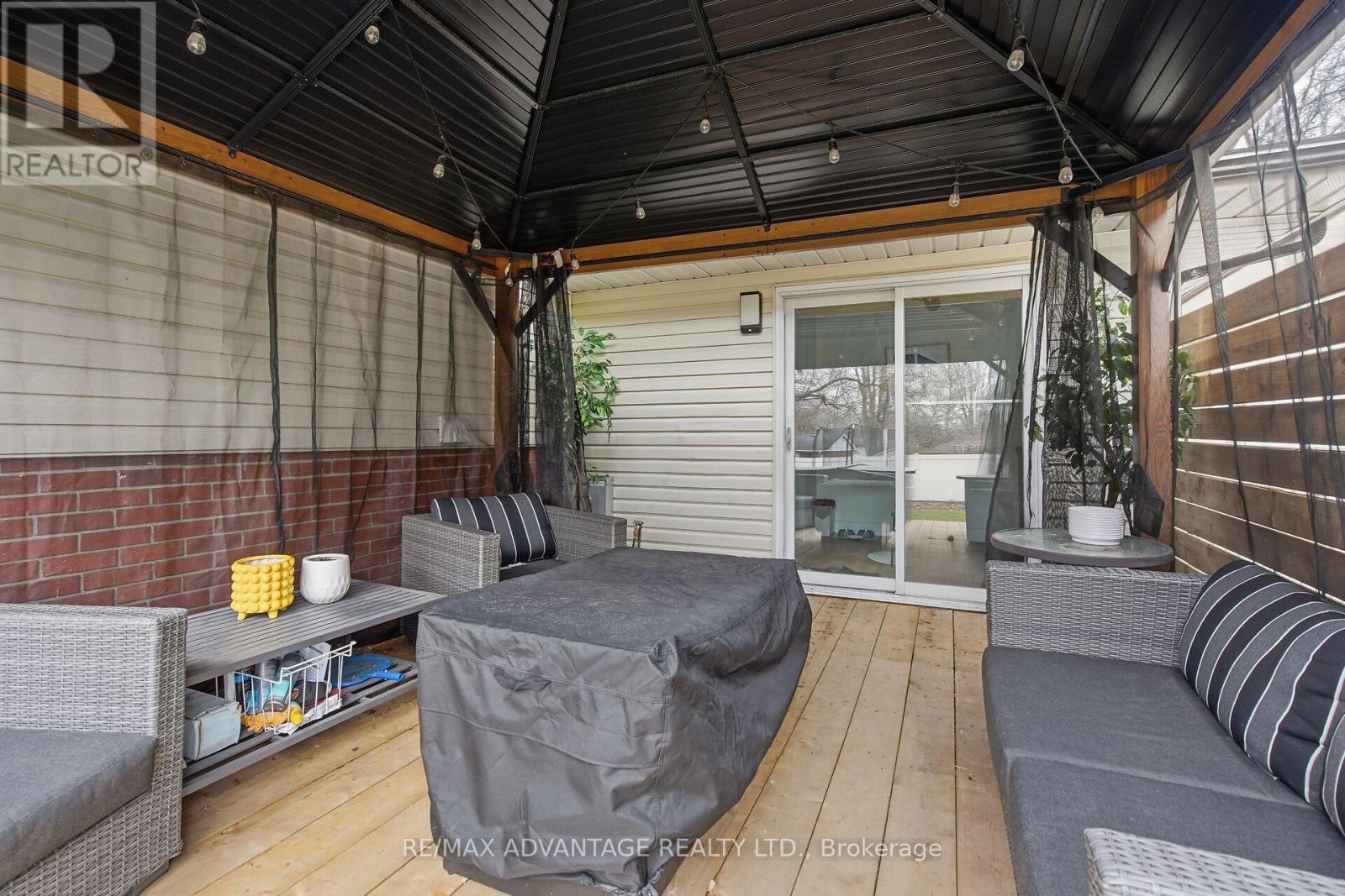 219 Highview Avenue W, London South, Ontario  N6J 4C8 - Photo 43 - X12977748