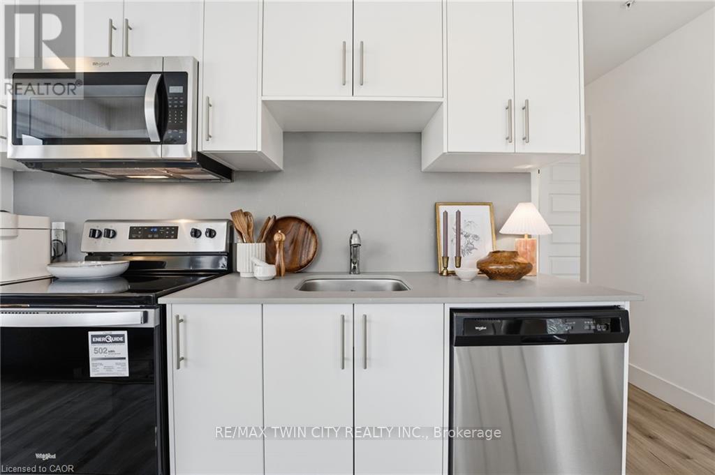 516 - 107 Roger Street, Waterloo, Ontario  N2J 0G3 - Photo 14 - X12983870