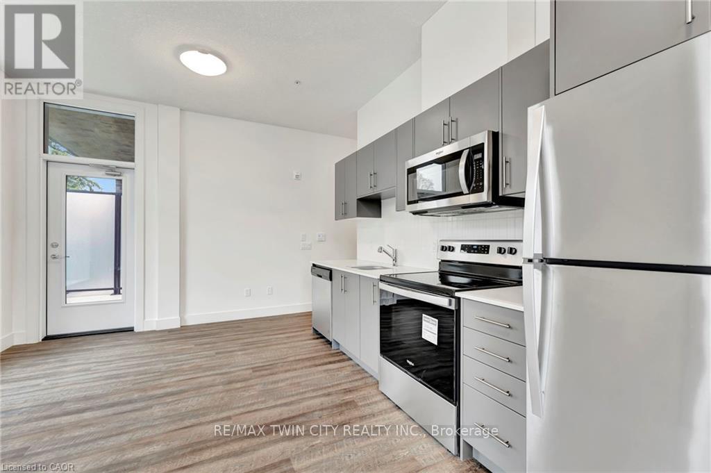 101 - 107 Roger Street, Waterloo, Ontario  N2J 1A4 - Photo 11 - X12983876