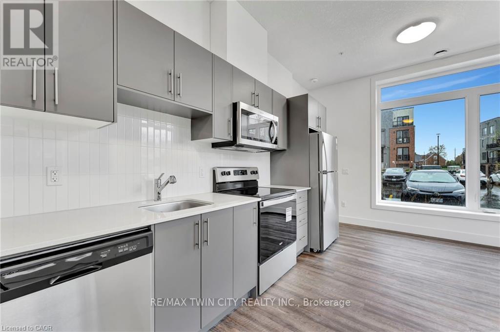 101 - 107 Roger Street, Waterloo, Ontario  N2J 1A4 - Photo 13 - X12983876