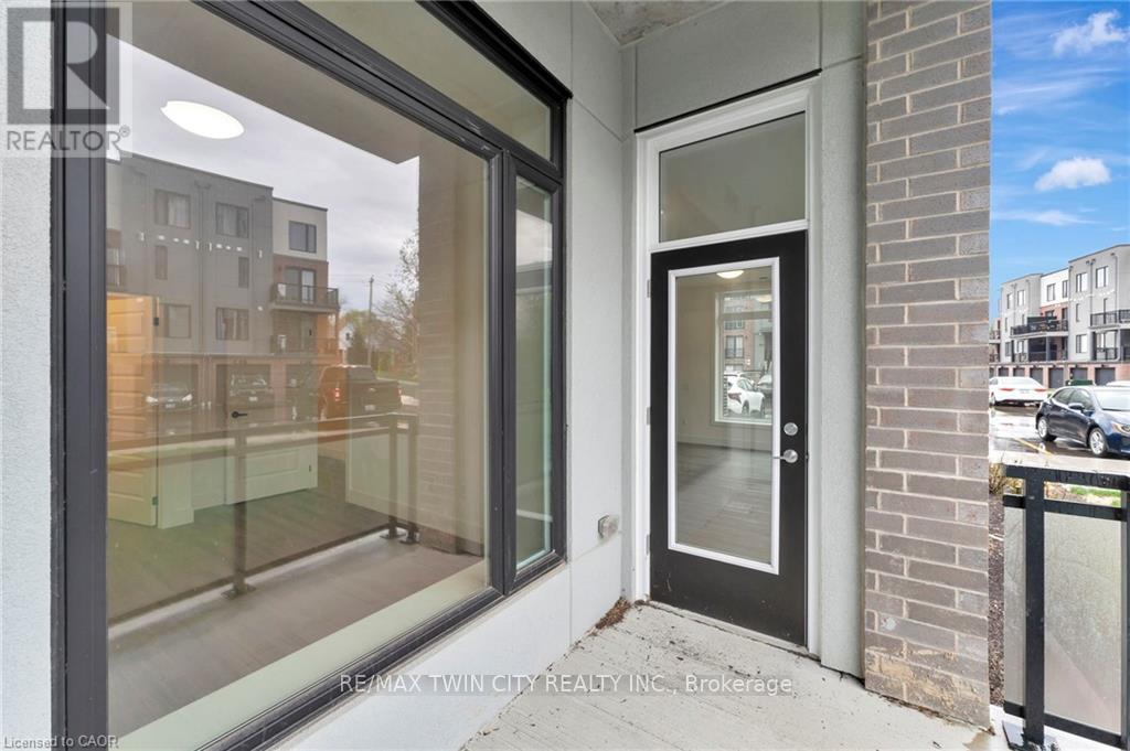 101 - 107 Roger Street, Waterloo, Ontario  N2J 1A4 - Photo 3 - X12983876