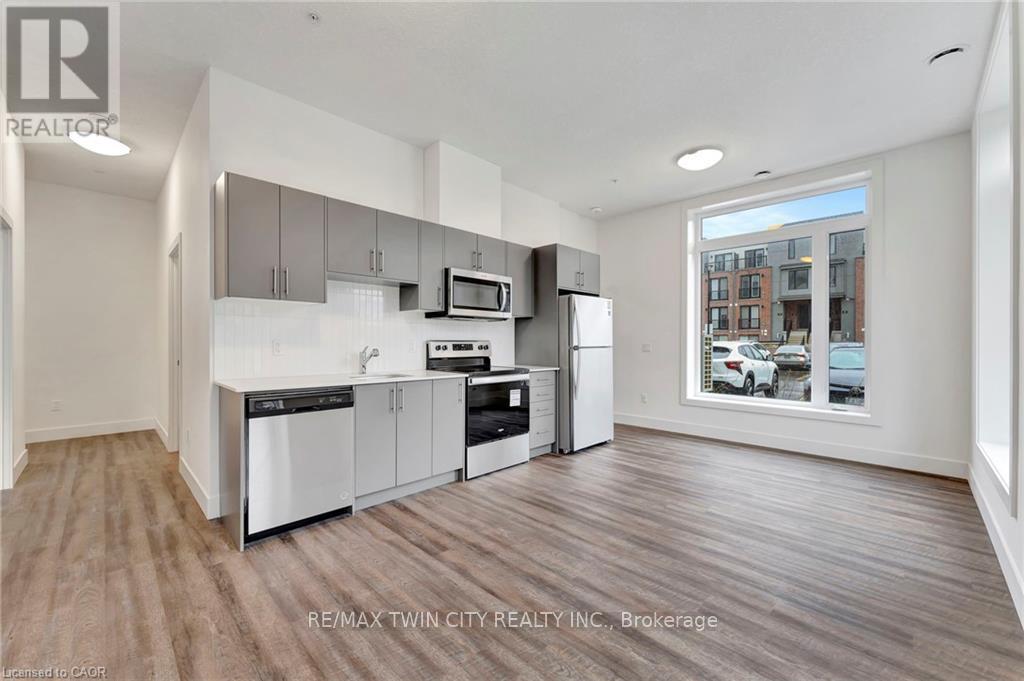 101 - 107 Roger Street, Waterloo, Ontario  N2J 1A4 - Photo 8 - X12983876