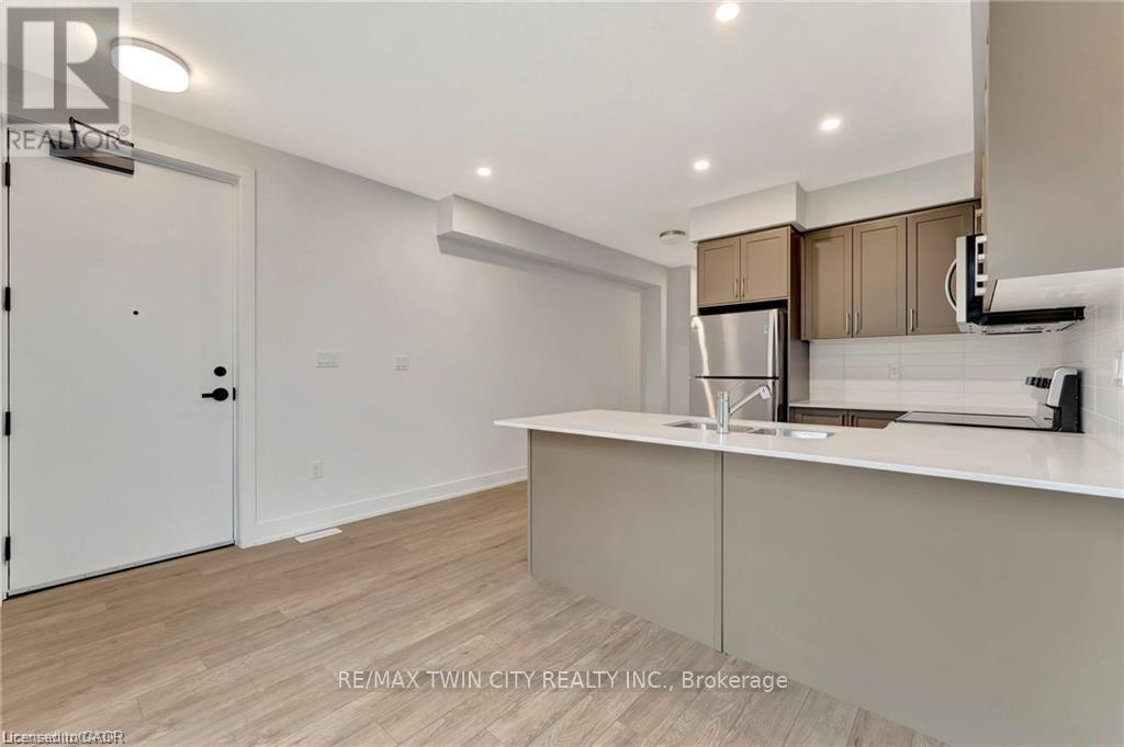 45 - 99 Roger Street, Waterloo, Ontario  N2J 0G1 - Photo 21 - X12983920