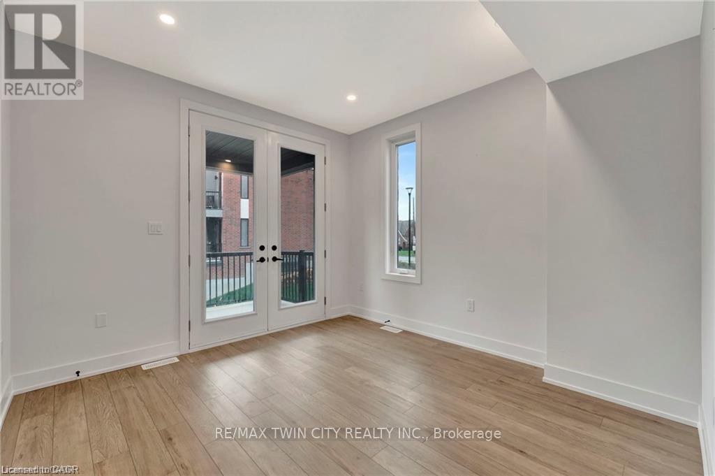 45 - 99 Roger Street, Waterloo, Ontario  N2J 0G1 - Photo 24 - X12983920