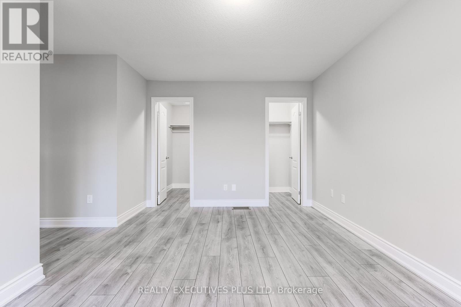 15 Venture Way, Thorold, Ontario  L2V 0G9 - Photo 21 - X12983928