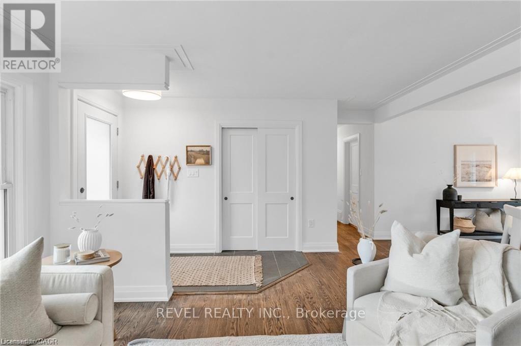 95 Seneca Drive, Hamilton, Ontario  L9G 3B7 - Photo 10 - X12983932