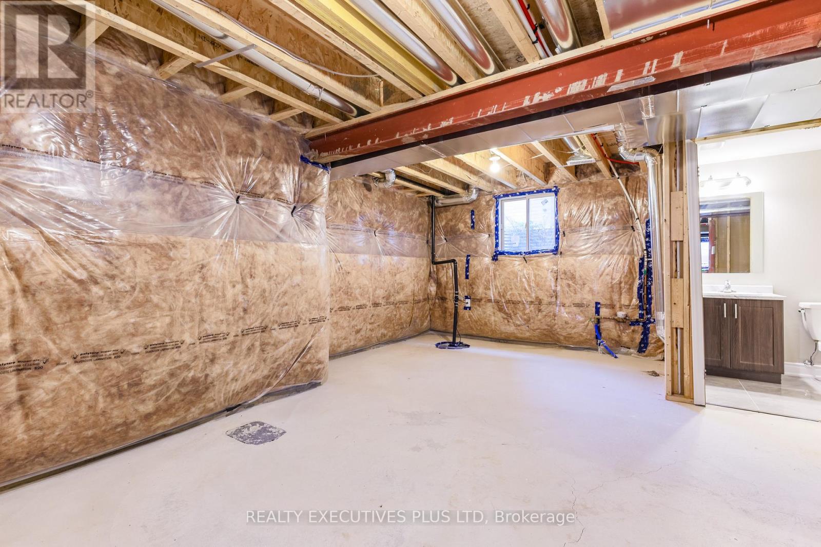 15 Venture Way, Thorold, Ontario  L2V 0G9 - Photo 31 - X12983964